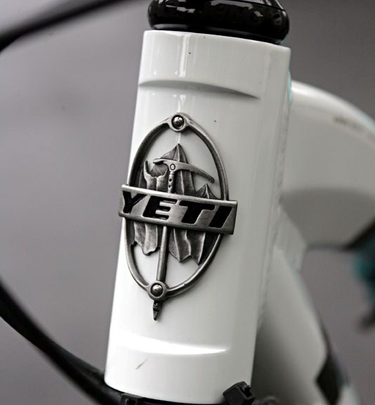 You Won’t Believe How Affordable The Elephone A5 Triple Camera Smartphone Is