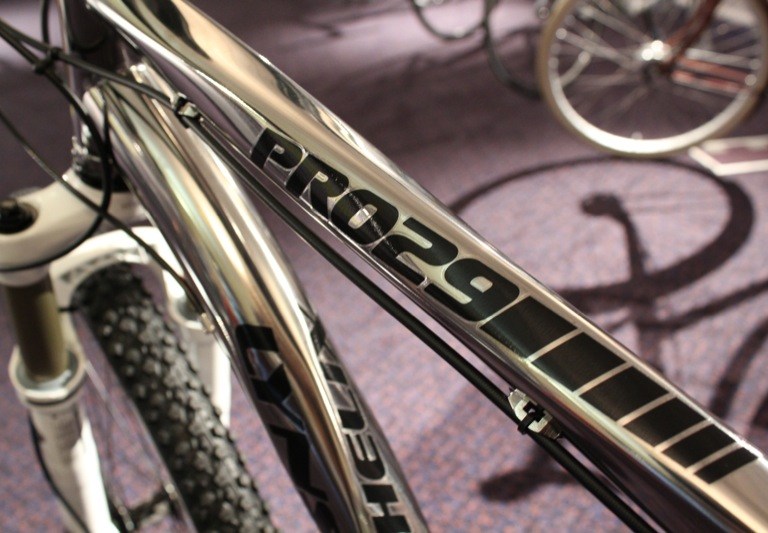 Hotlines Show: Lynskey Performance