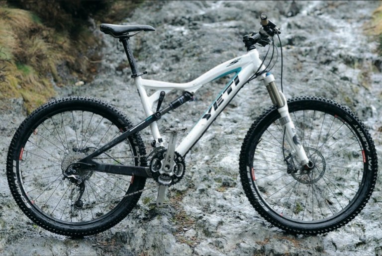 Yeti ASR-5