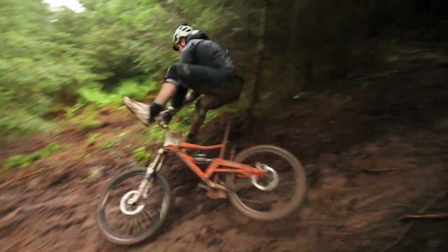 Video: 661 Gravity Enduro Muddy Carnage
