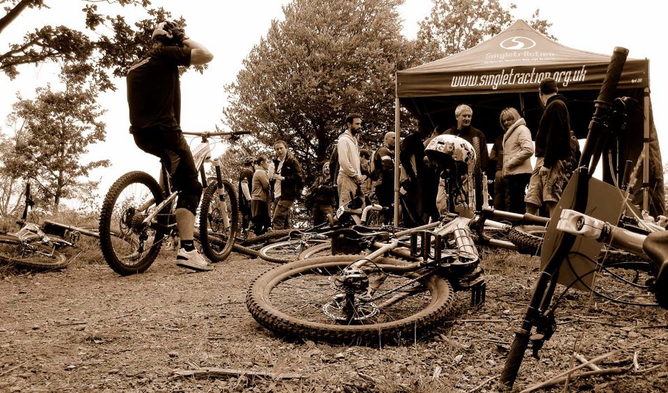 Chainless-BW1