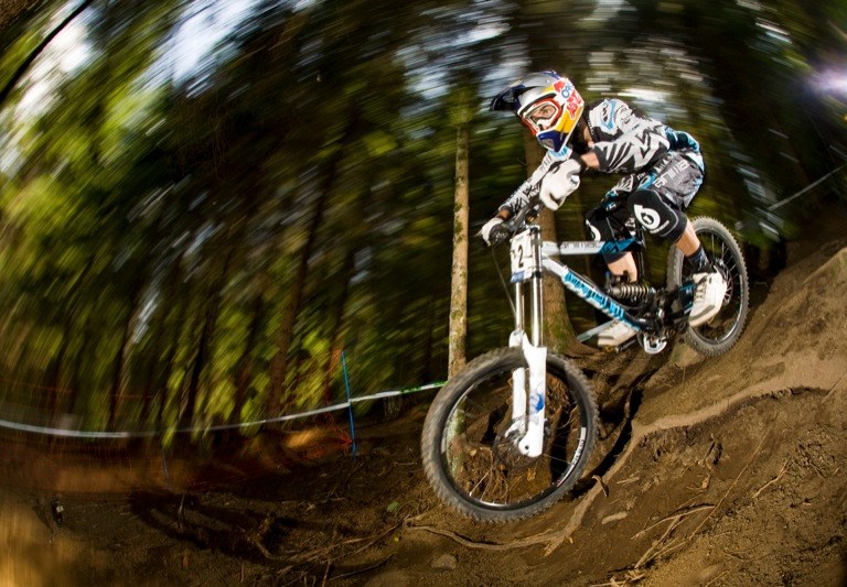 Athertons and Commencal to part ways