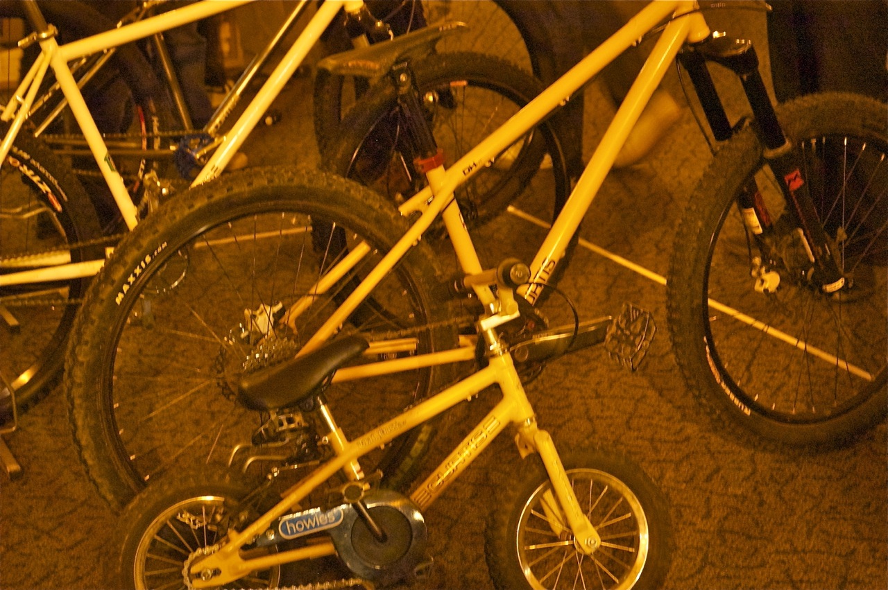 BESPOKED1225