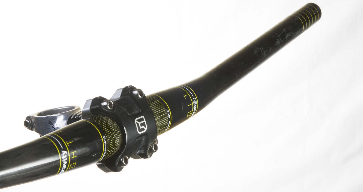 Gravity Light CSI flat handlebar and AL2014 stem
