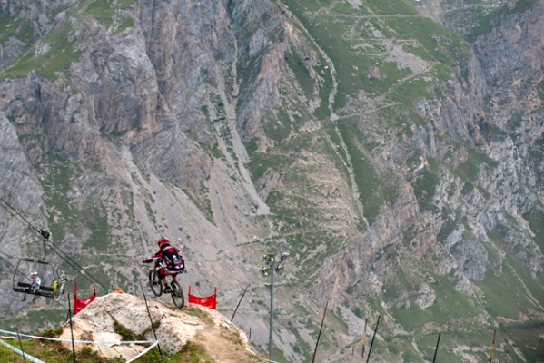 Singletrack chat to Aaron Gwin