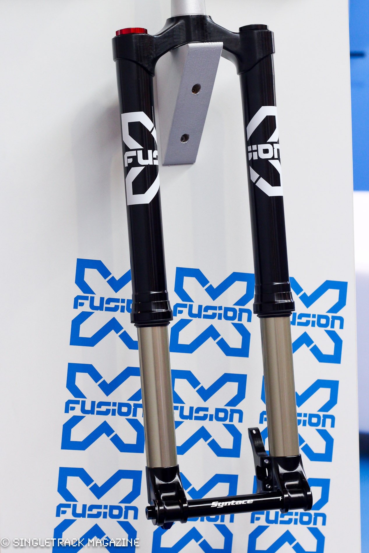 Eurobike2012-0291 Eurobike 12 X-Fusion Shocks suspension (8)