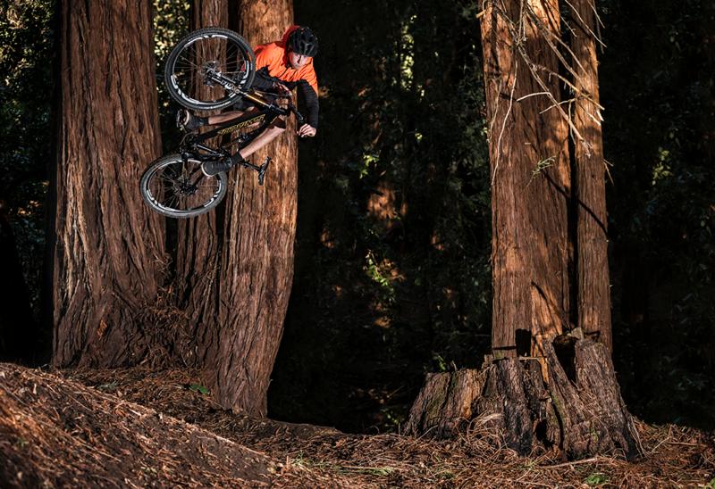 Santa Cruz introduce aluminium Blur TR