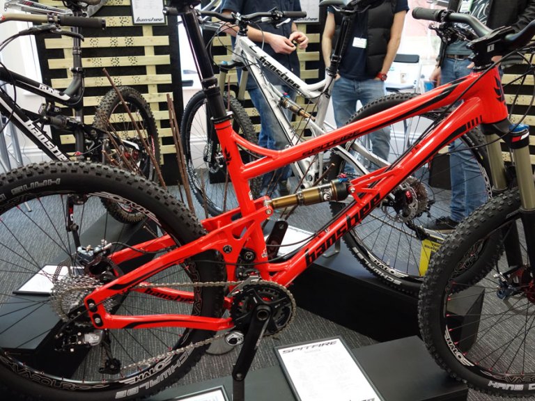 Core Bike 2013: Ison Distribution