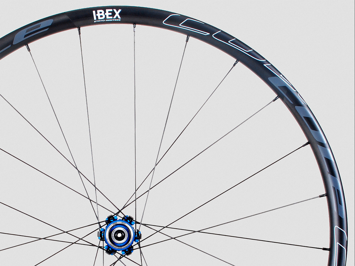 Carbon Clincher