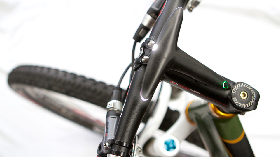 Dirt-appropriate mounting