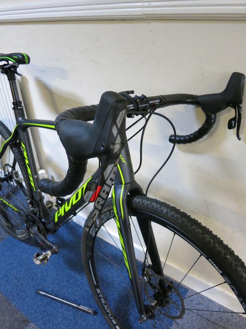 SRAM stoppers