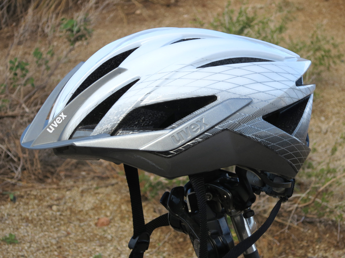 Uvex’s 225g Ultrasonic helmet