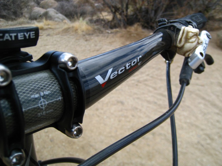 Syntace Vector Carbon High10 handlebars