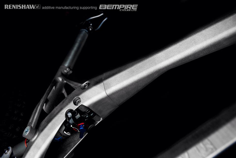 Lovely detailing on upper shock mount