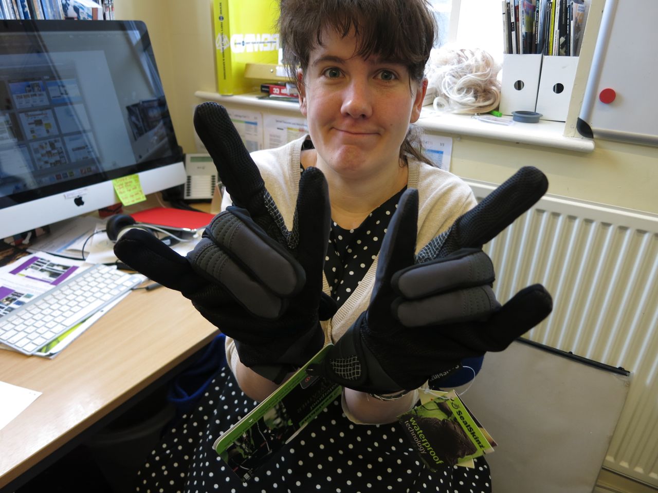Dead hand gang signs