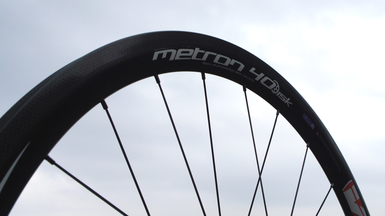 40mm Metron carbon wheel
