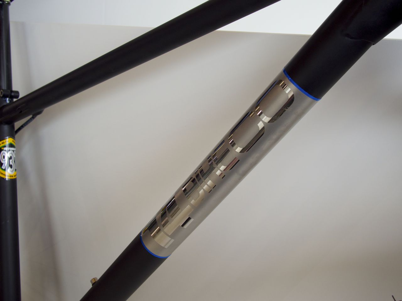 Downtube detailing
