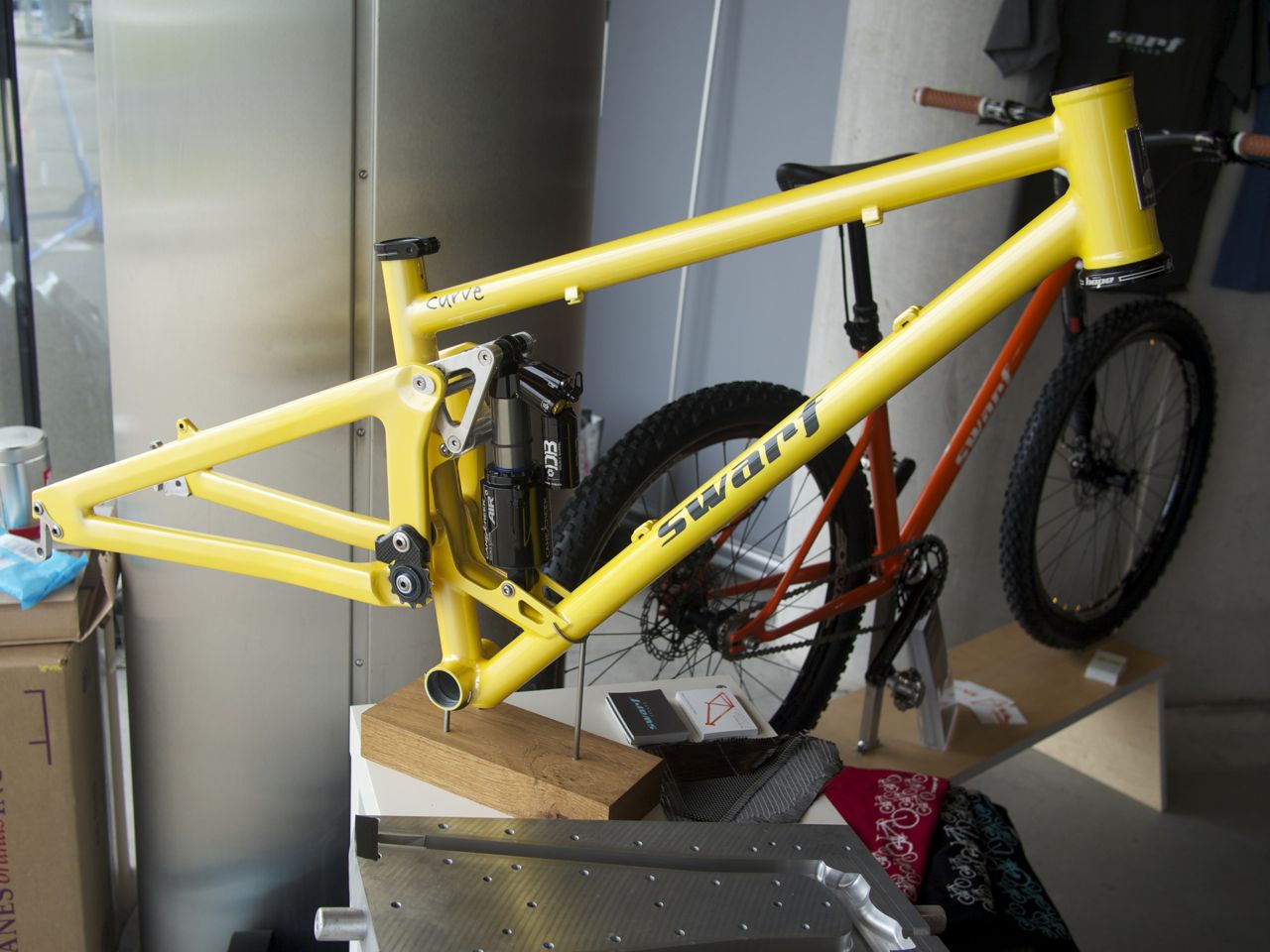 Swarf Curve - steel front, carbon rear