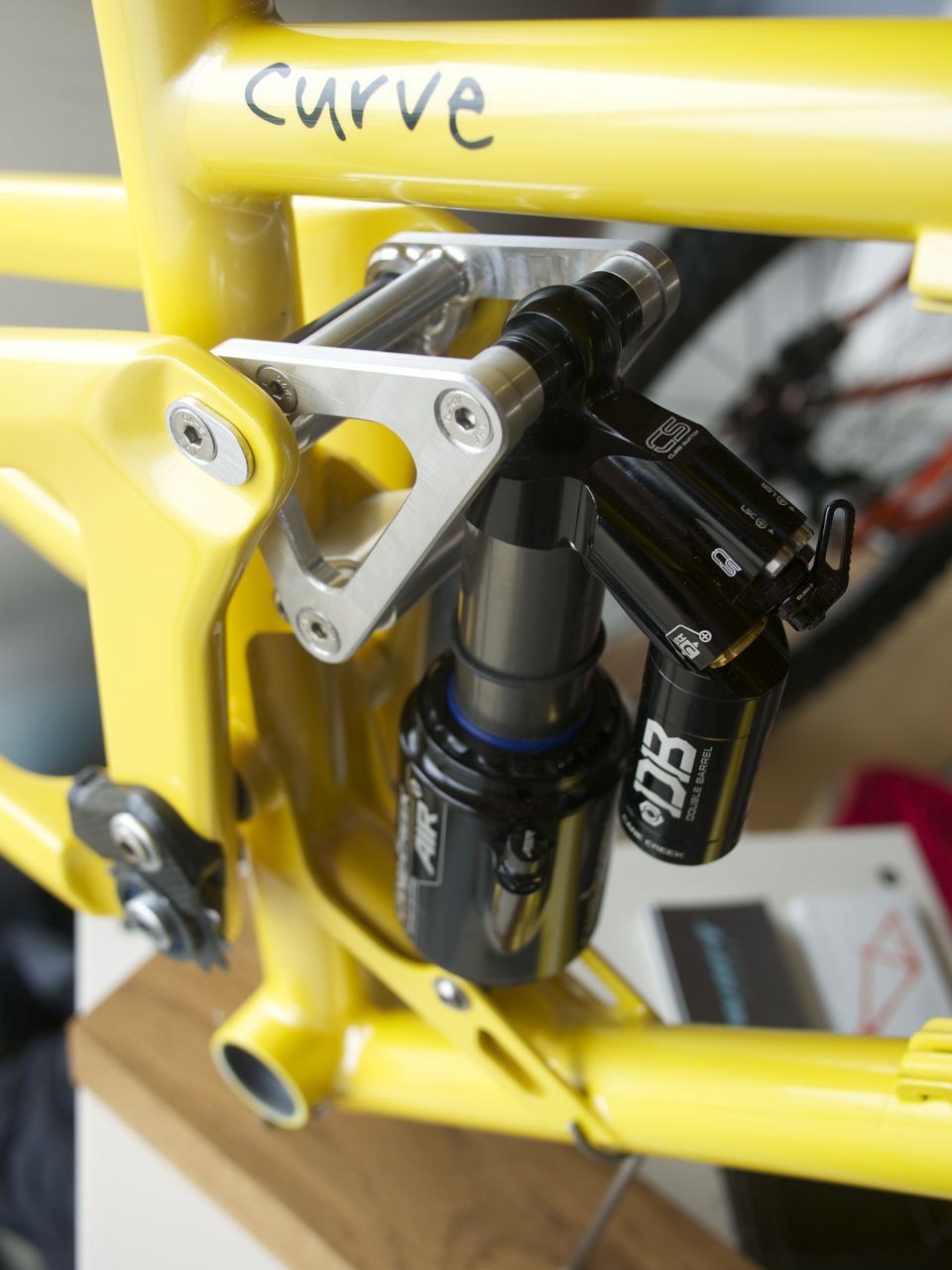 Linkage runs on polymer bushes