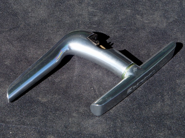 Sea Otter: Birzman tools for cycling magpies