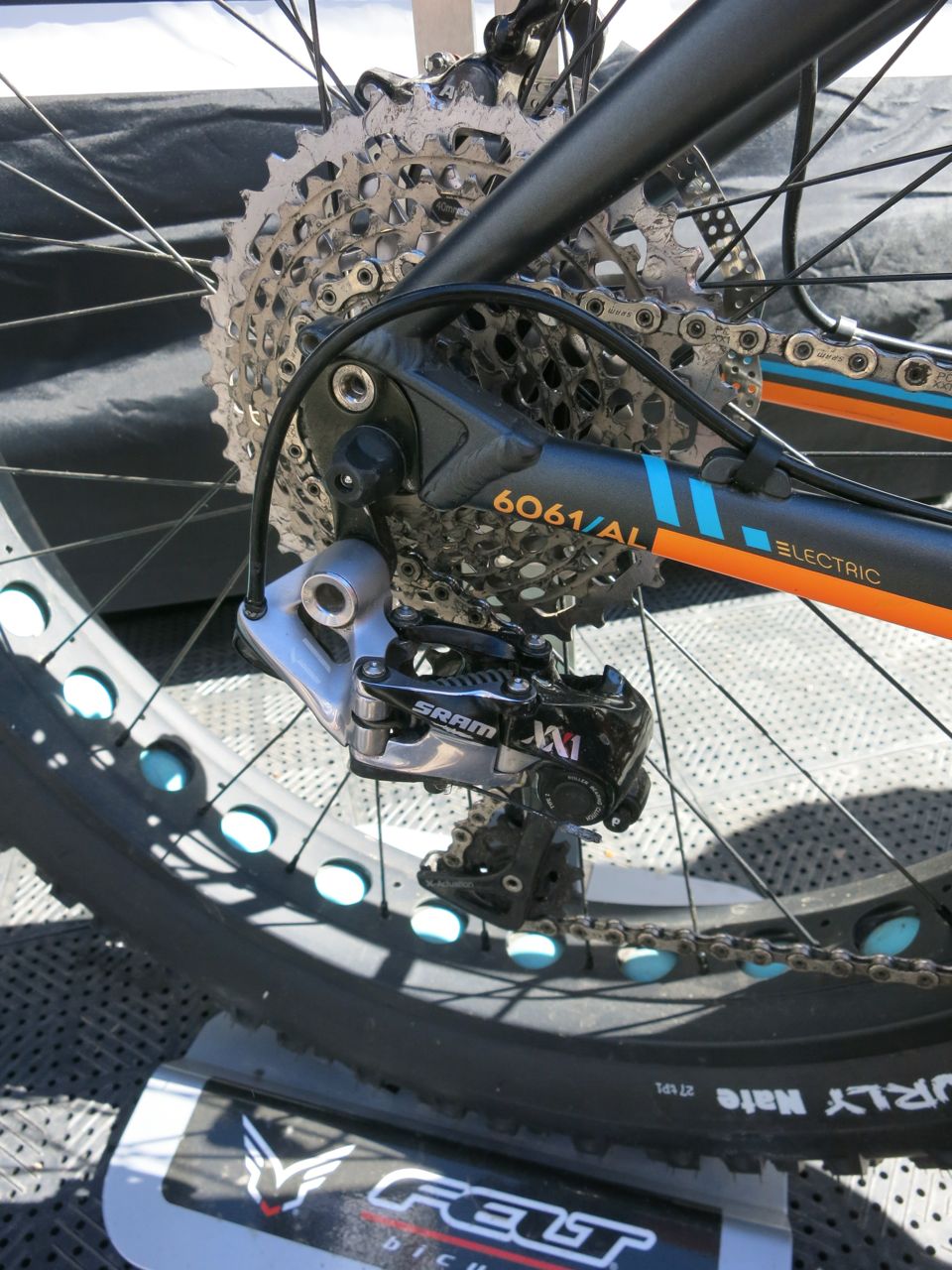 XX1 drivetrain.