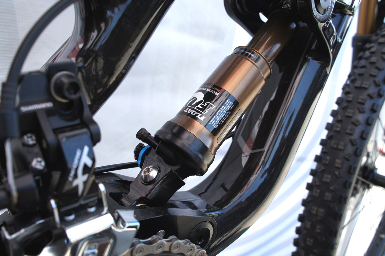 Floating shock with custom extender
