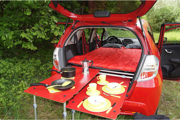 swissRoomBox makes your car a camper