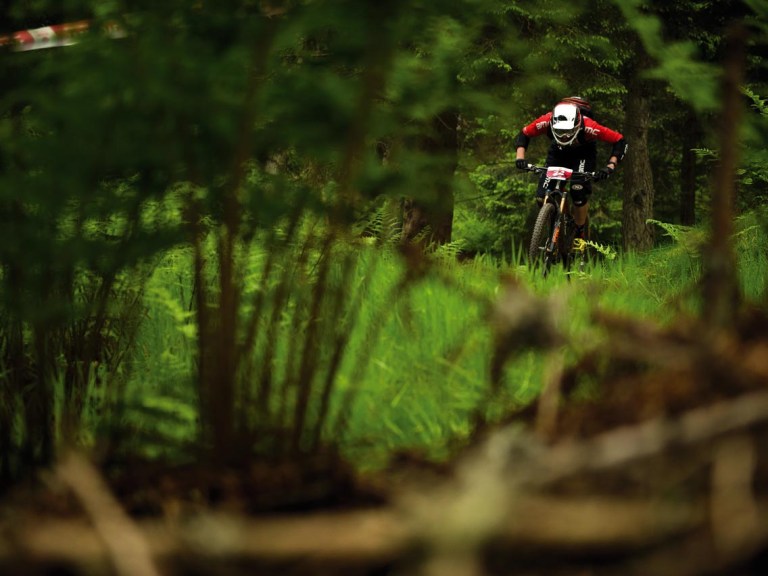 Issue 90 Premier Exclusive! – Tweedlove Enduro World Series Gallery