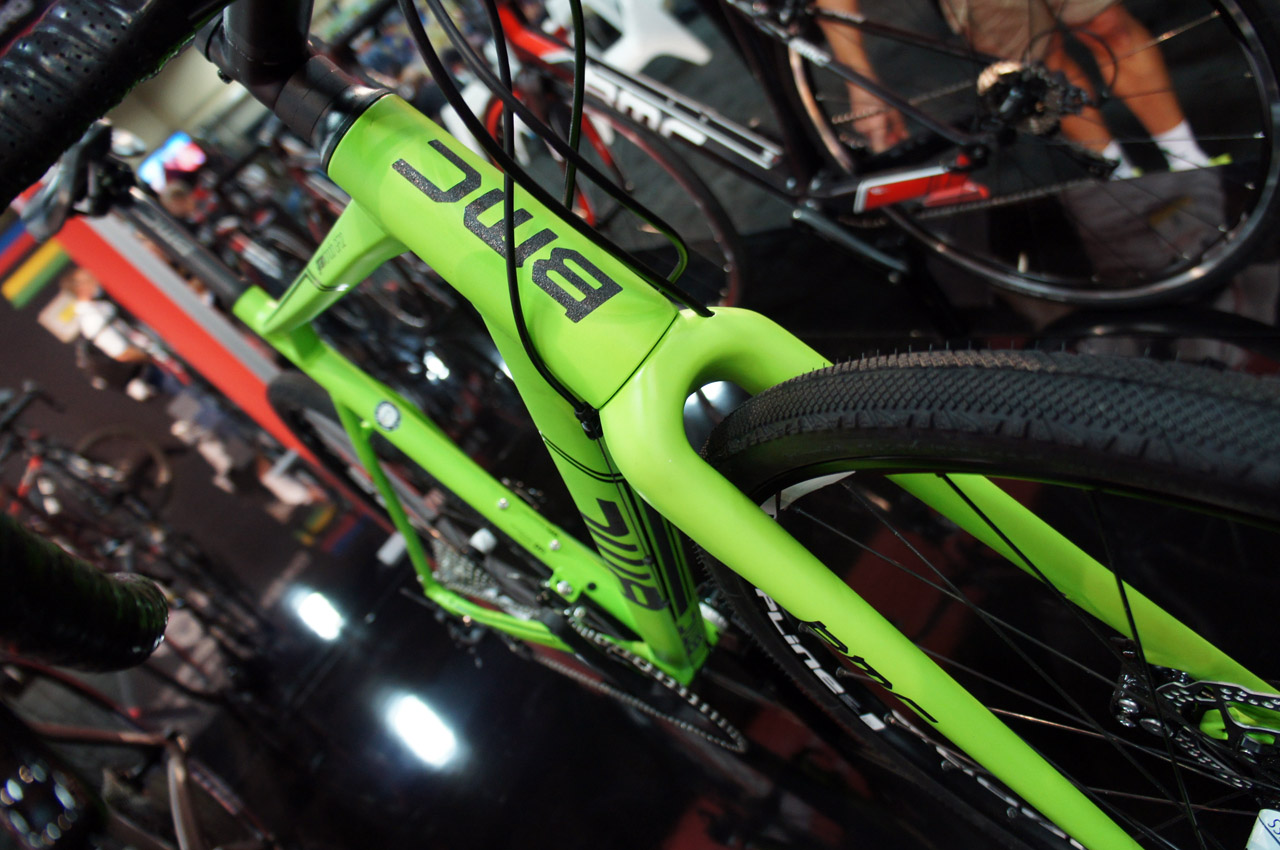 Note the front brake routing