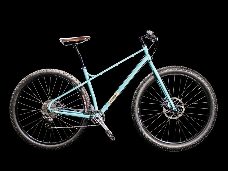 A nice, simple hardtail: Stooge’s “progressive” 29er