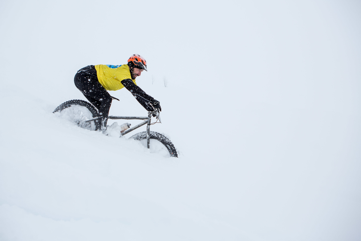 Some deep powder during stage 5 of the first Snow Epic, the Trübsee climb near Engelberg, in the heart of the Swiss Alps, Switzerland on the 17th January 2015 Photo by: Nick Muzik / Snow Epic / SPORTZPICS