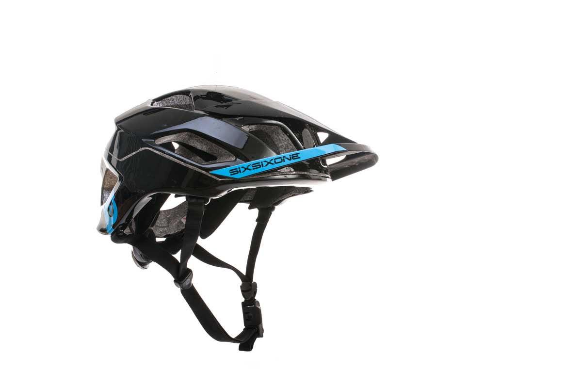 SixSixOne Evo AM helmet