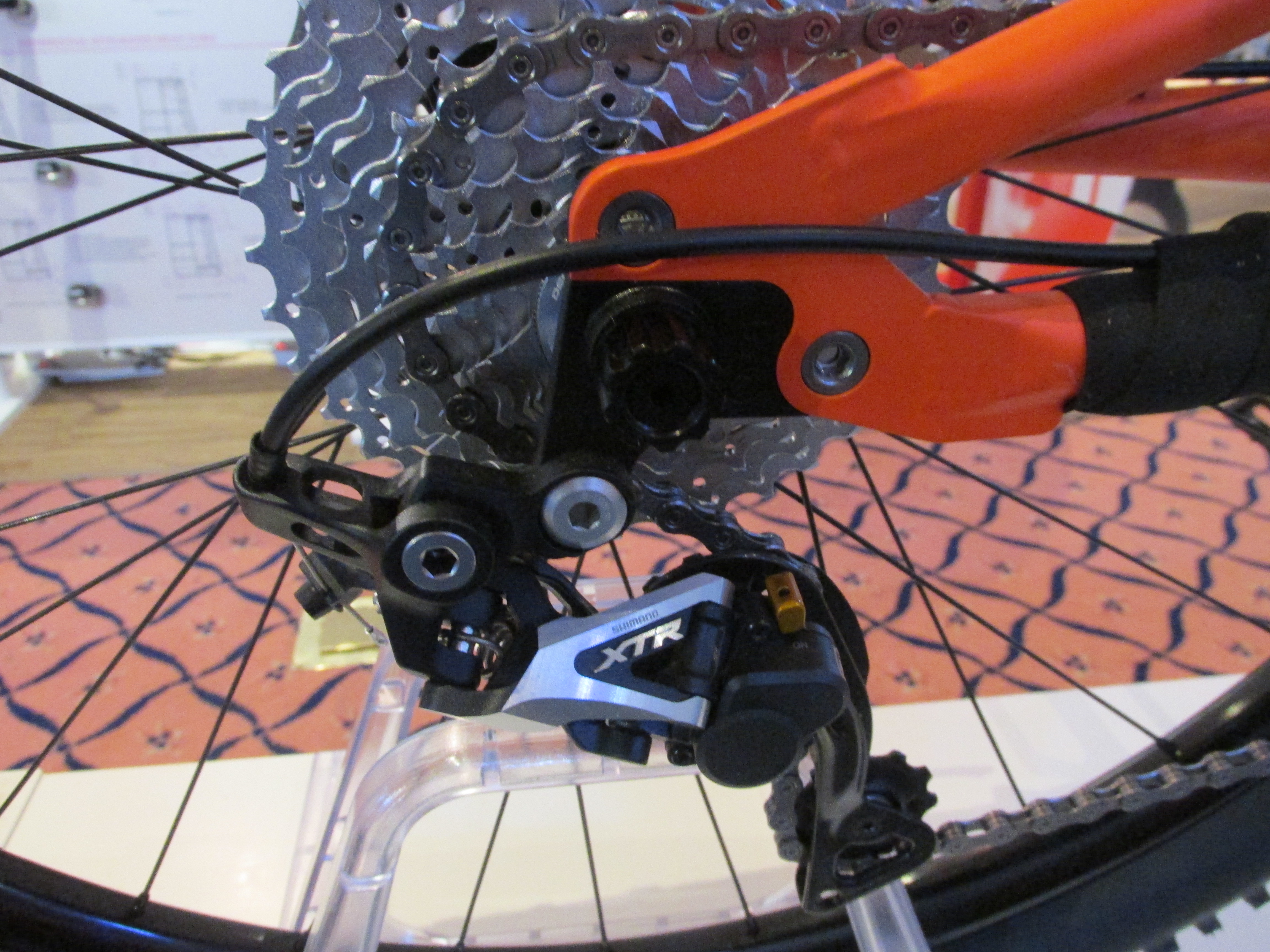 New dropouts enable a 27.5inch wheel