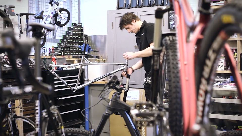 Handmade: Building a Canfield Brothers Nimble 9