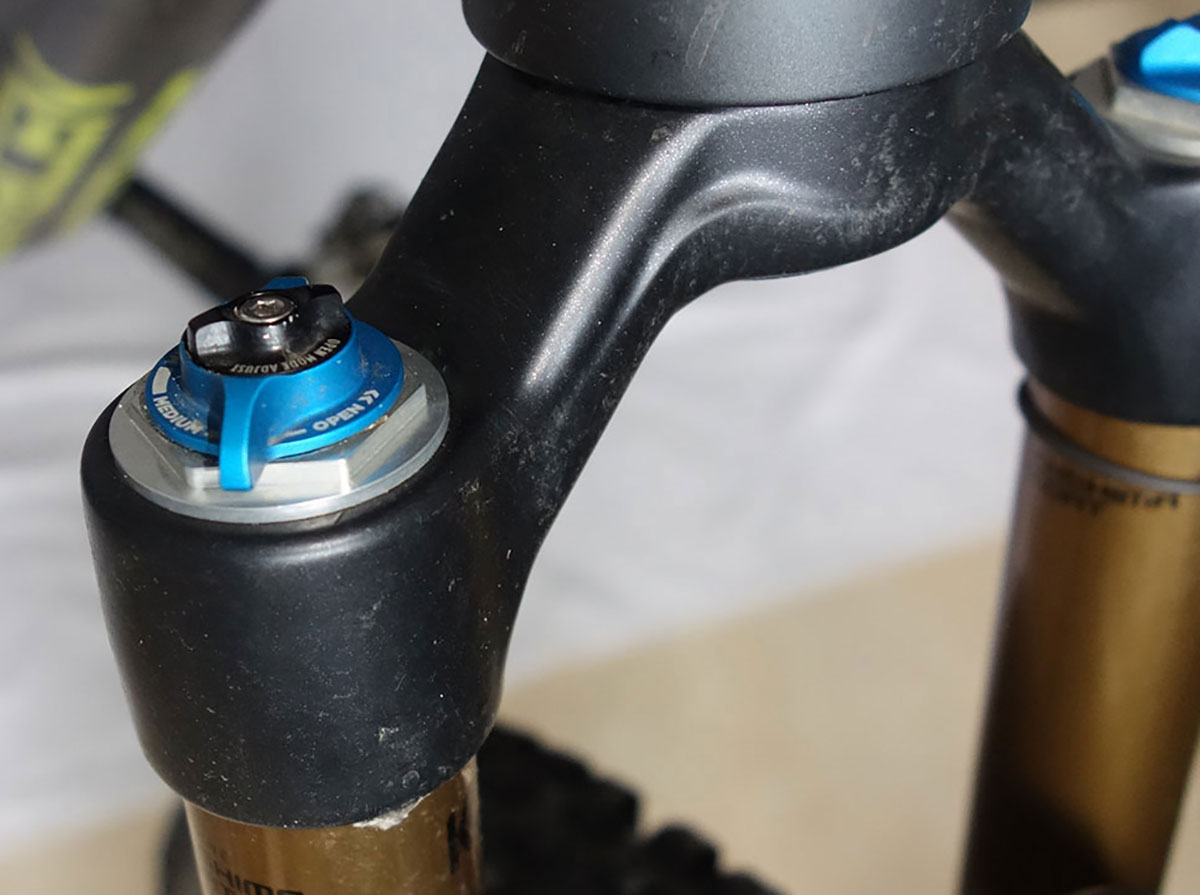 Fox 34 Fork Updated for 2016. New FLOAT DPS EVOL rear shock.