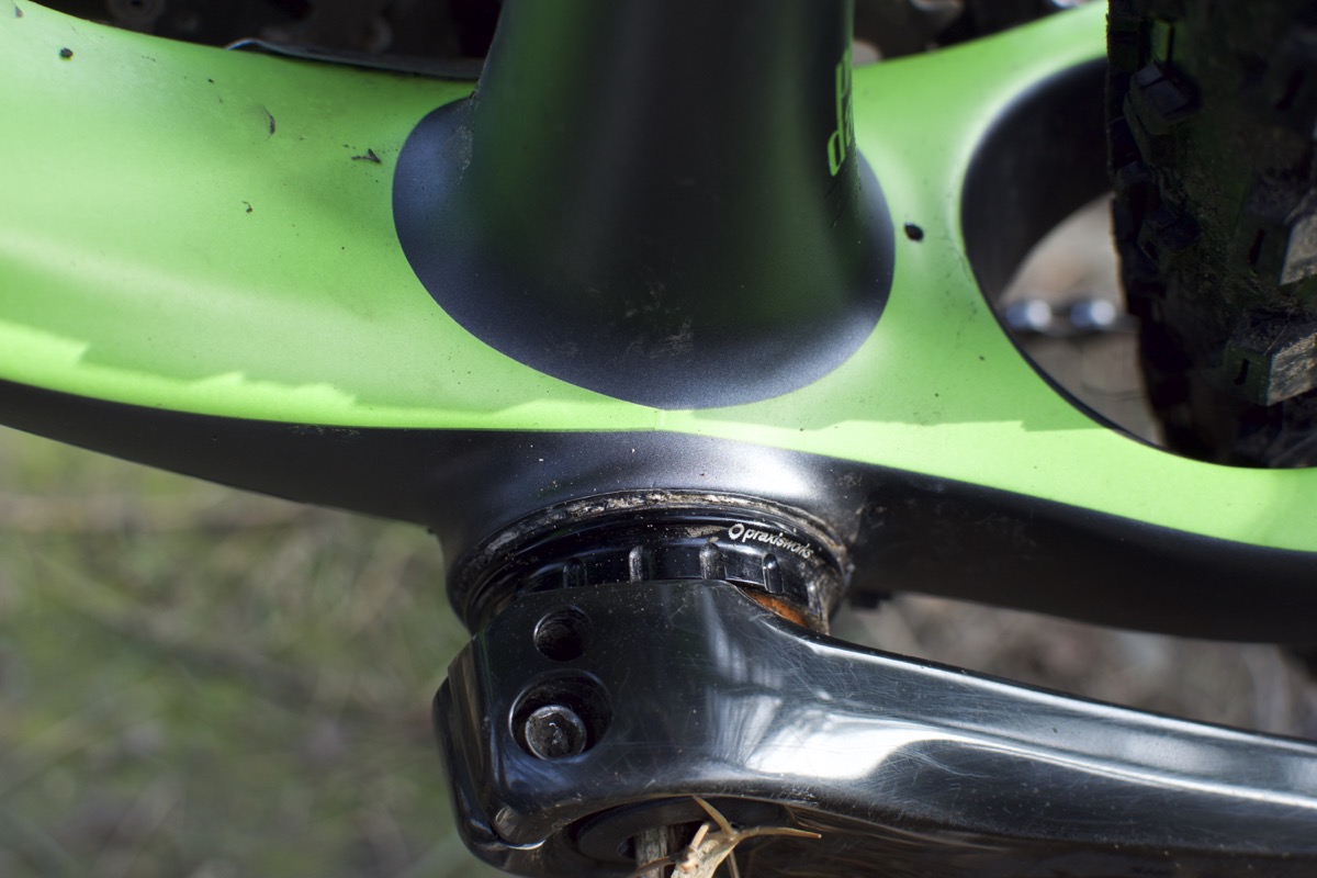 Praxis BB insert was creak-free throughout - but somewhat fond of the frame...