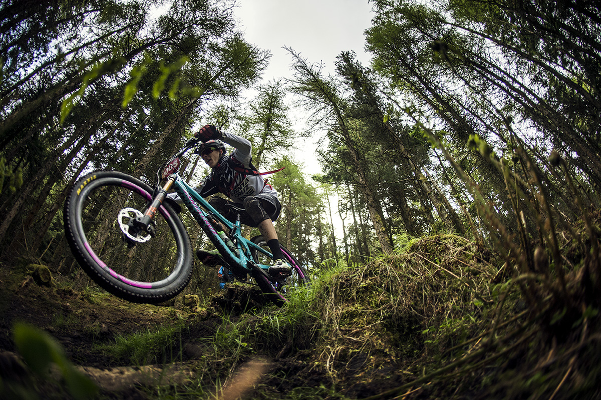 SN_Singletrack_Tweedlove_Fri01