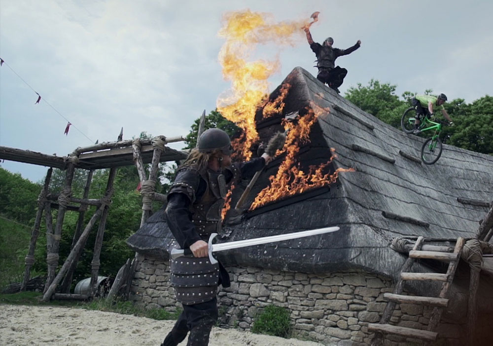 Trials Rider vs 1000 years of History