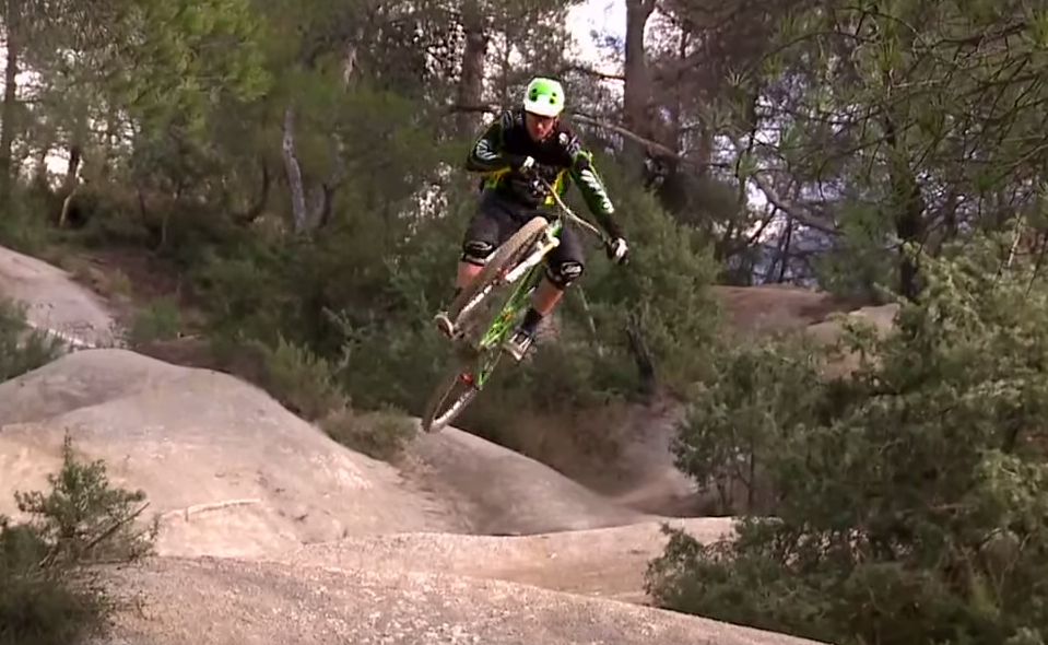 Learn with Fabien Barel! Video