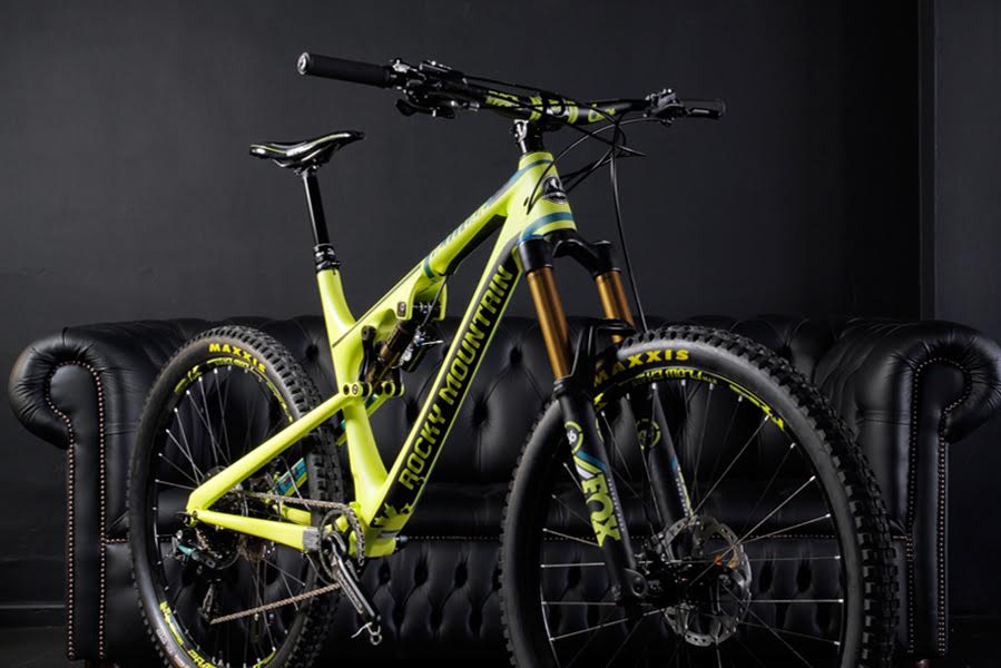 Tuesday Treats 141: Ubyk