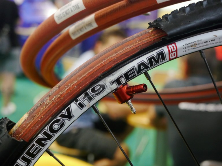 Eurobike 2015: Deaneasy/Tufo Tube+