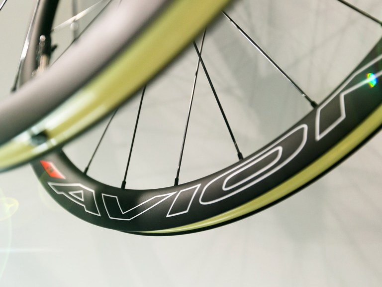 EUROBIKE 2015: Stan’s Notubes Avion Disc Wheelset
