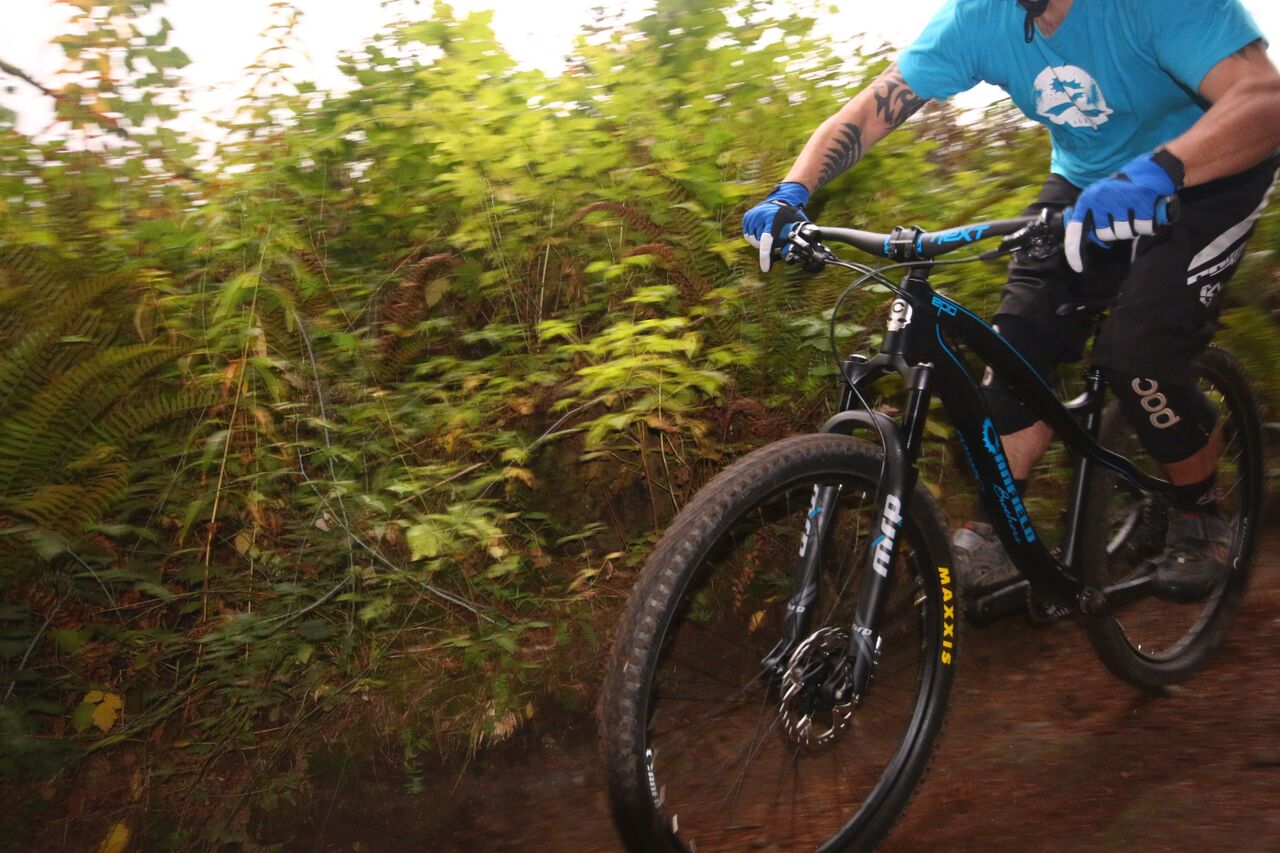 If it ain't blue, it ain't enduro.