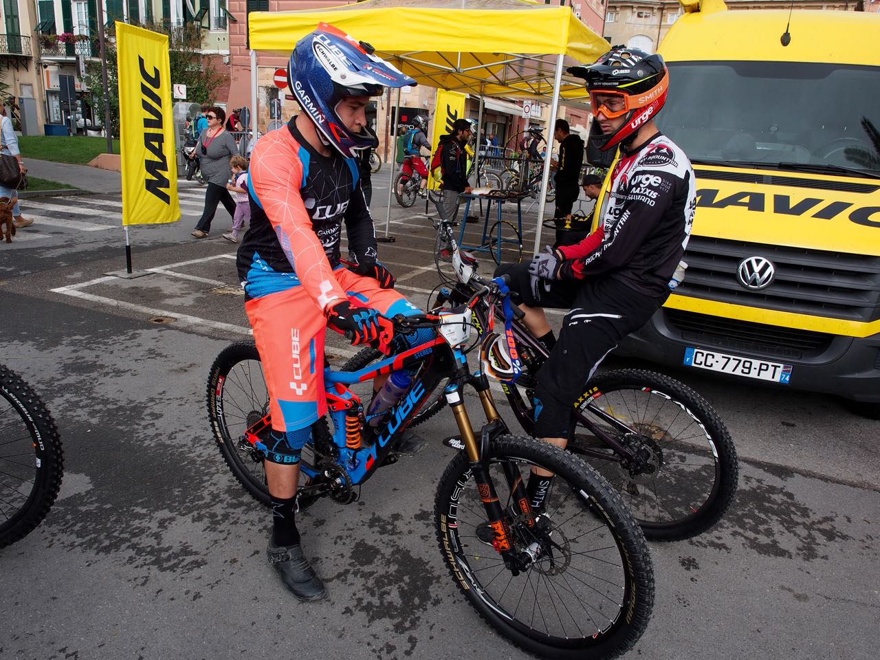 Nico Lau is also running a coil shock, teammate Greg Callaghan is swapping to one after Stage 2