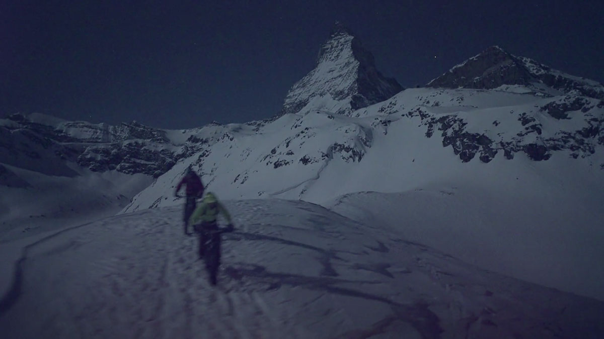 moonlit night riding mtb singletrack magazine singletrackworld mountain bike
