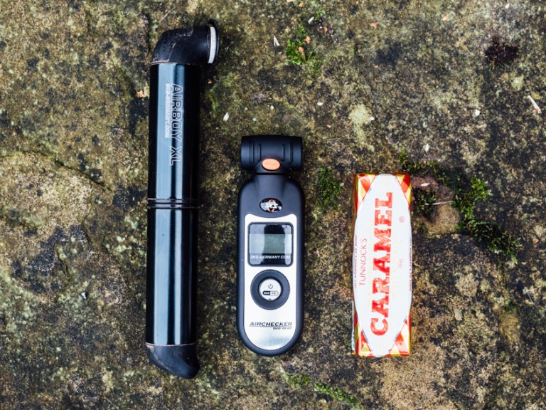 Review: SKS Airboy XL Pump and Airchecker Pressure Gauge