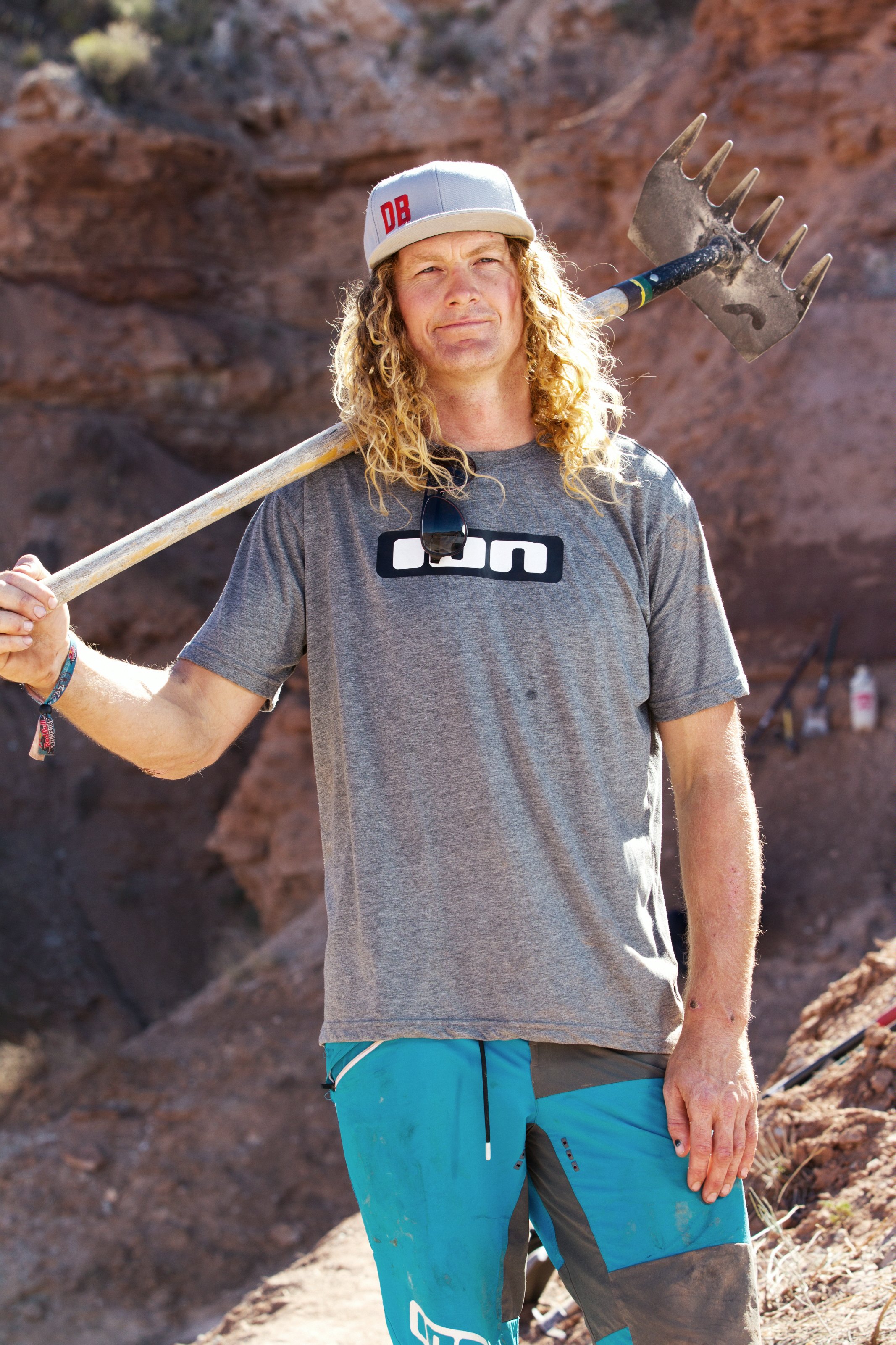 kelly mcgarry redbull singletrack magazine