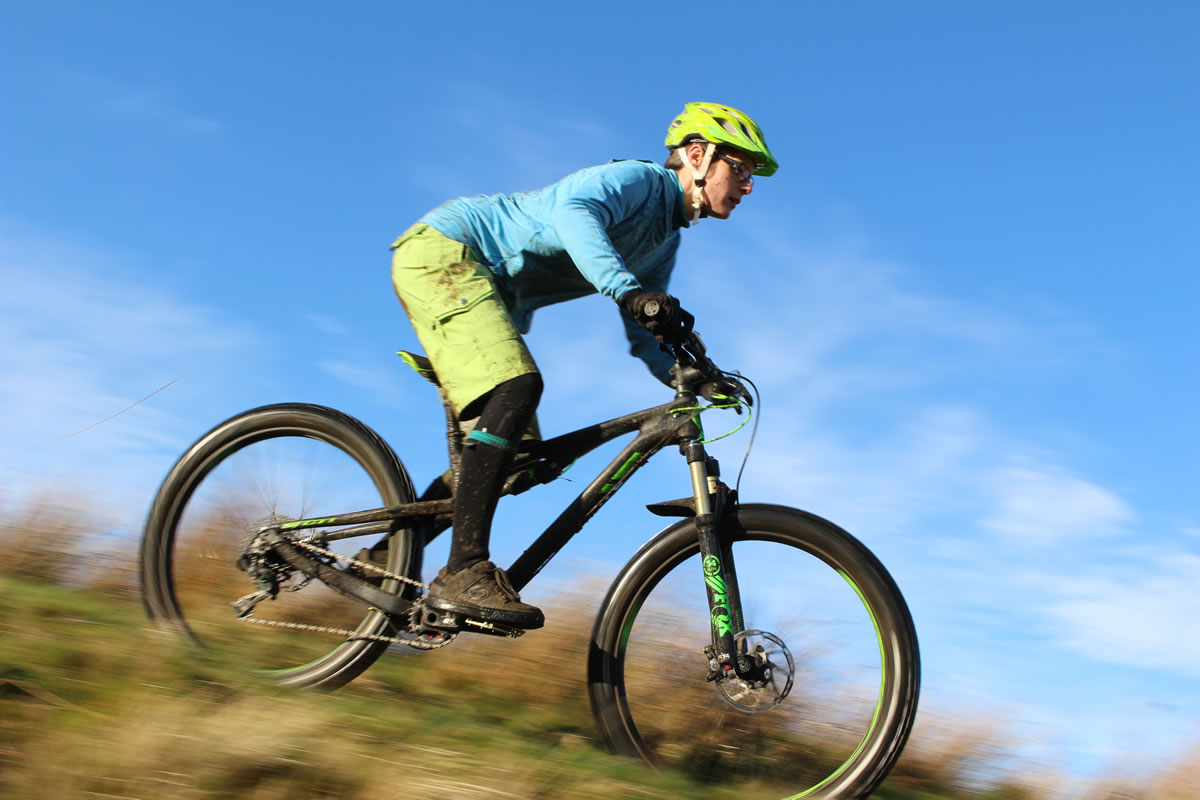 Scott - Riding Scott genius review plus singletrack magazine hannah dobson