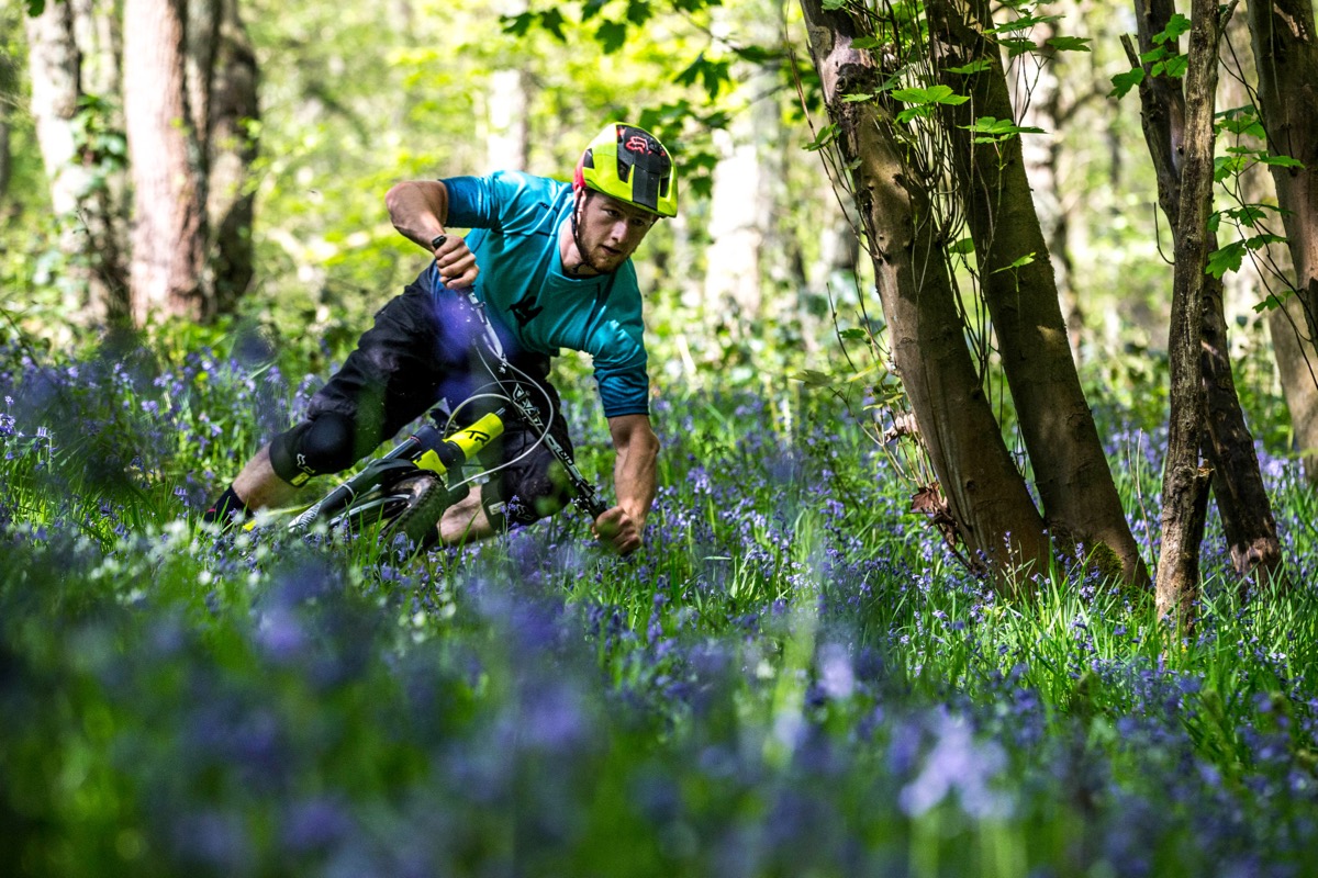 Morvélo Gets Arty With Aroe – Video