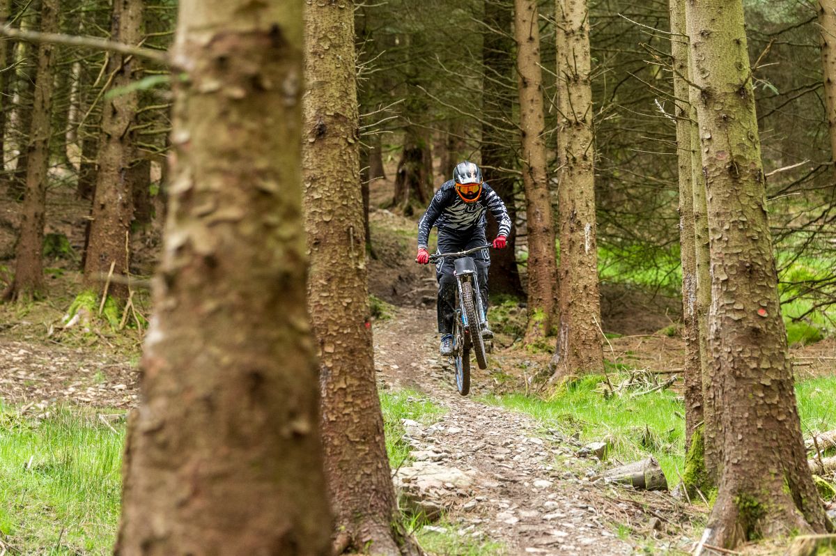 Premier Version: Rider Profile – Rob Warner